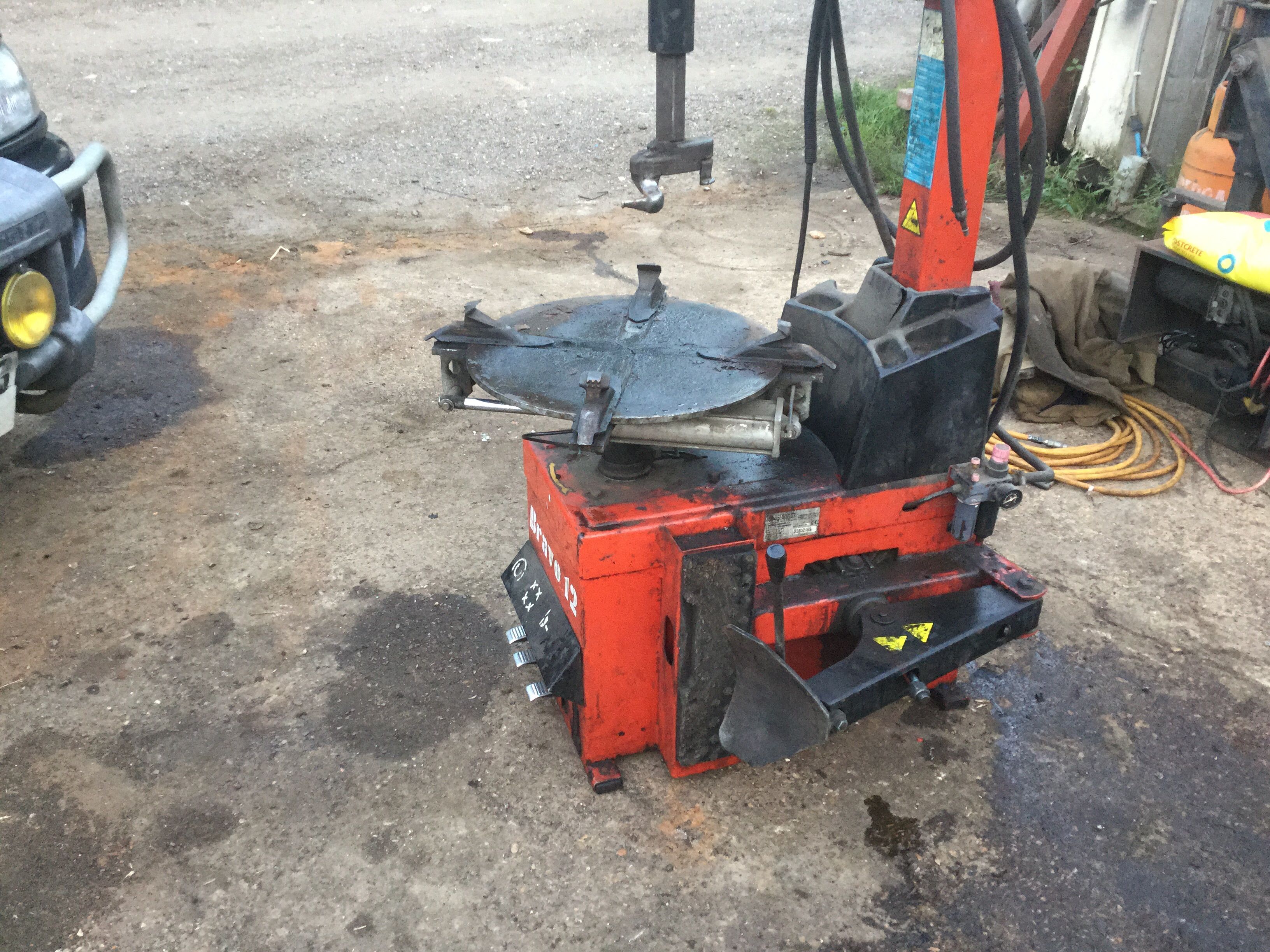 Emergency Tyre Change at home/on site ? ArbTrucks Arbtalk The